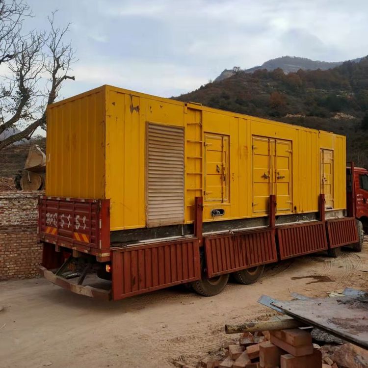 卫东200kW 发电机组在带电阻性负载时，输出功率会受到哪些因素的影响？